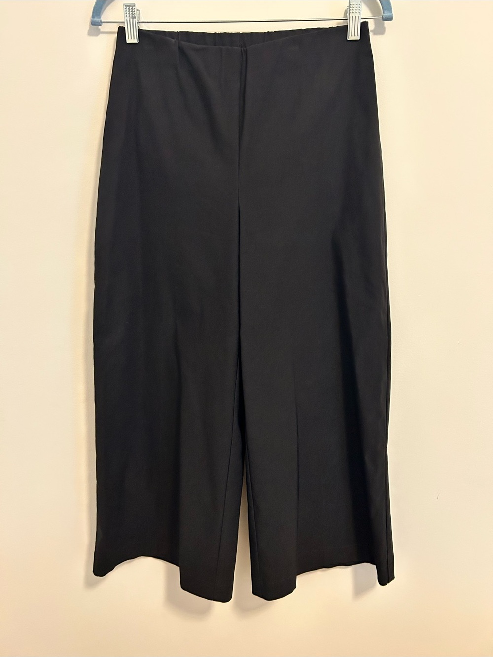 Joseph Ribkoff Black Wide-Leg Trousers- Cropped